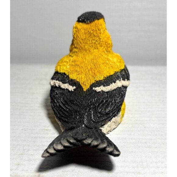 Backyard Birds Goldfinch Figurine by United Designs Resin 4" Realistic - Picture 3 of 10